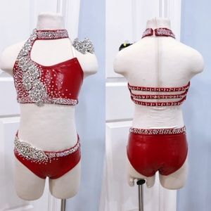 Child size Med/Large Amparo Dance Costume